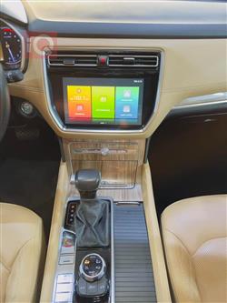 ئێم جی RX8